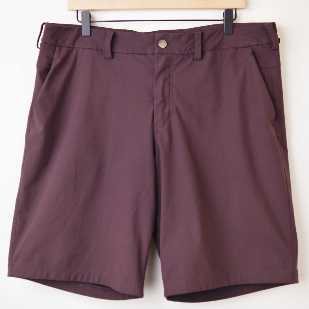 Lululemon The Works Short 11" Warpstreme Mens 36 Pelt Wine Golf Stretch M7929S